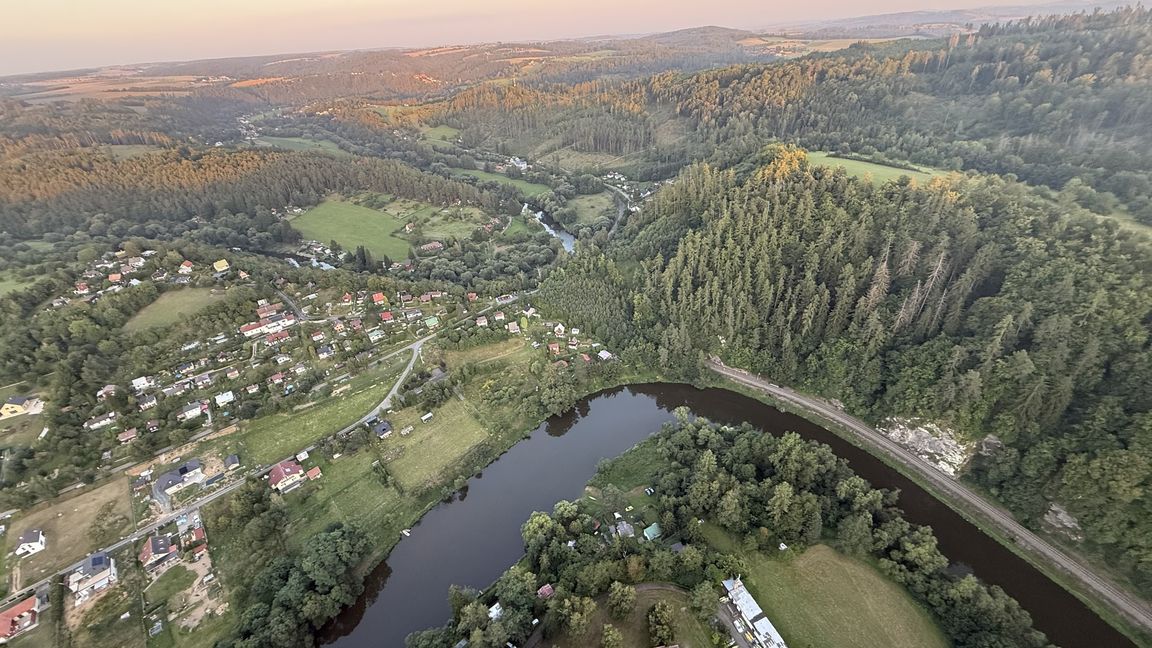 Balonové nebe na Farmě Bláto